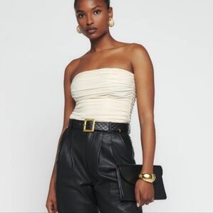 Reformation Addie Strapless Velvet Top in Cream / White sz 0